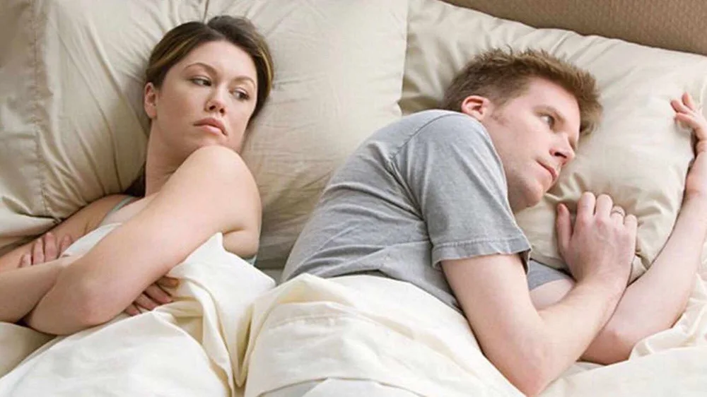 I Bet He's Thinking About Other Women meme: Jev rated Donuts highest; thinking about Kind of Blue